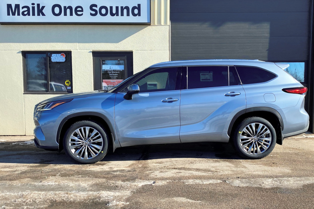 Toyota 2021 Highlander with professional window tint in North Bay